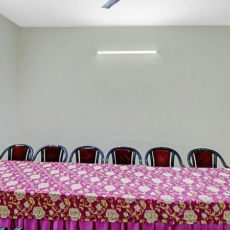 Collection O 85238 Tulika Garden Hotel Izatnagar ภายนอก รูปภาพ