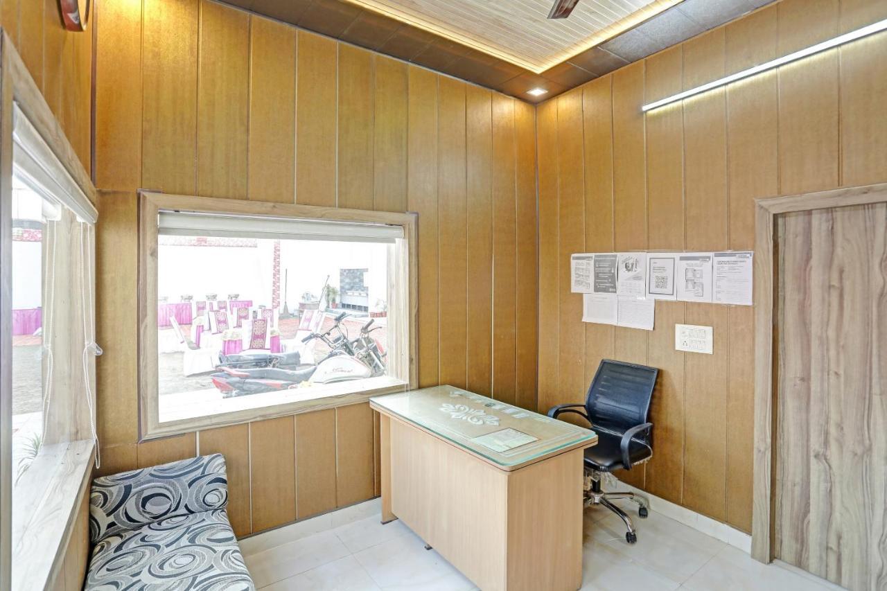 Collection O 85238 Tulika Garden Hotel Izatnagar ภายนอก รูปภาพ