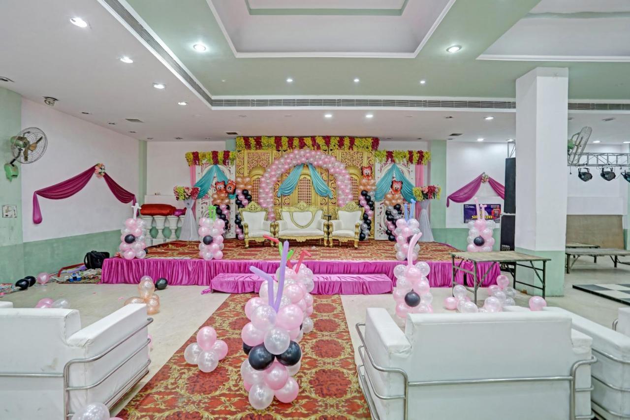 Collection O 85238 Tulika Garden Hotel Izatnagar ภายนอก รูปภาพ