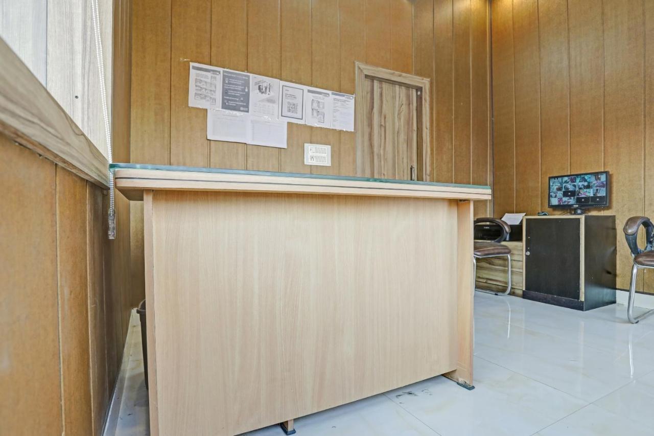 Collection O 85238 Tulika Garden Hotel Izatnagar ภายนอก รูปภาพ